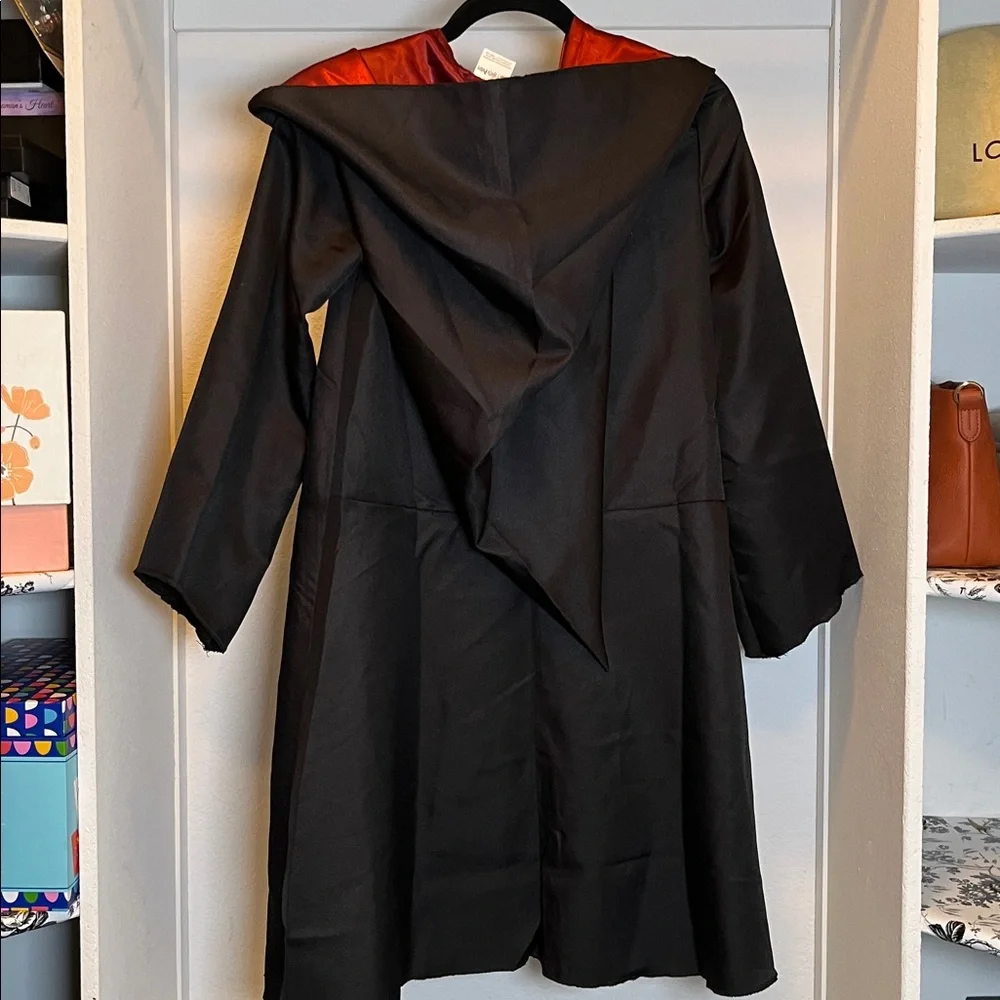 Harry Potter Gryffindor black cloak with hood lined maroon Large kids 10 - 12